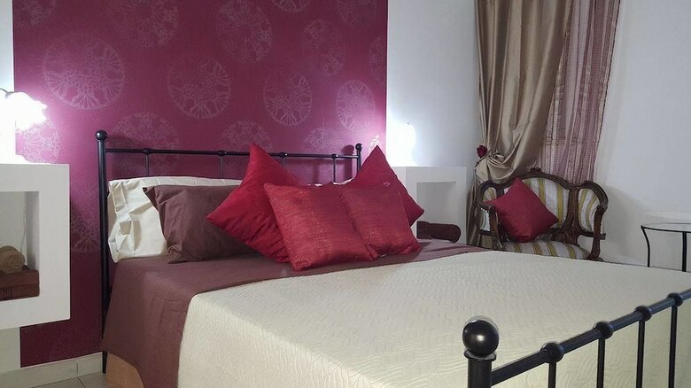 Apartamentos No. 67 House