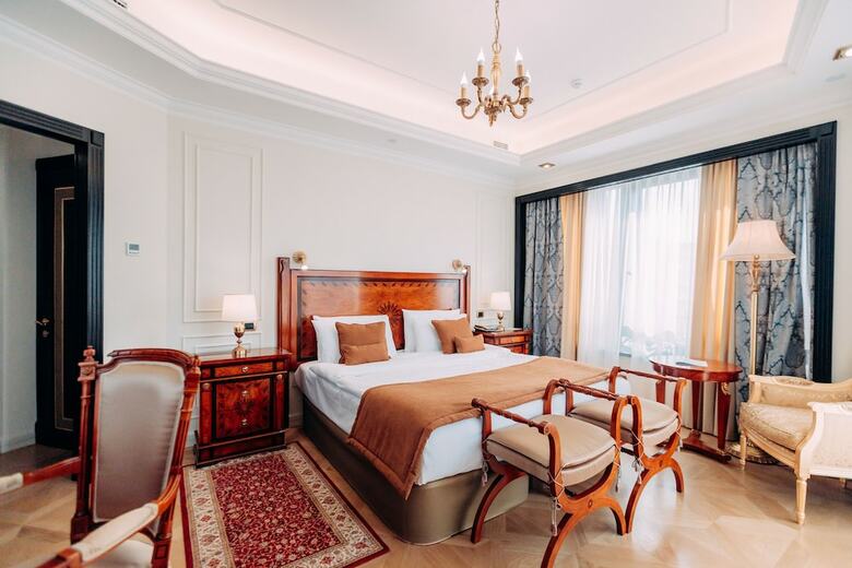 Golden Palace Hotel
