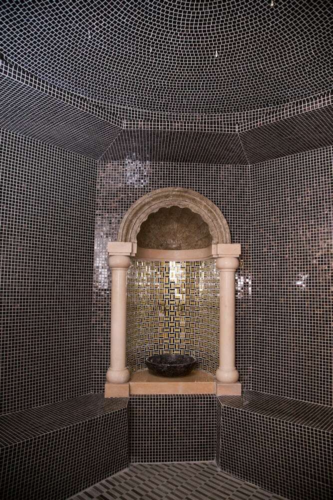 Golden Palace Hotel
