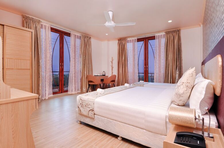 Hotel Sunrise Beach And Spa