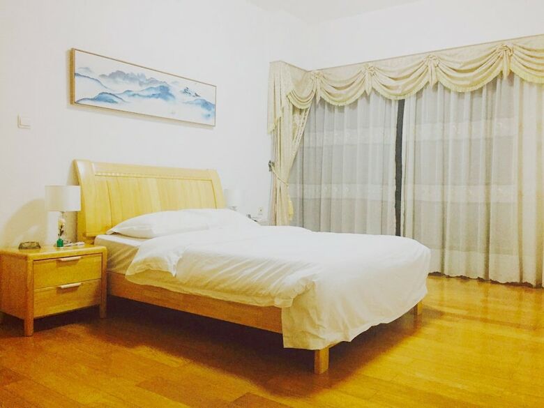 Luck Service Apartment