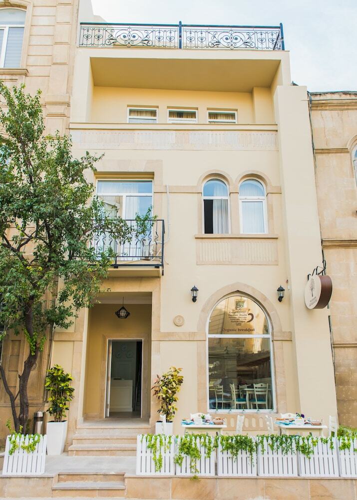 Two Seasons Boutique Hotel