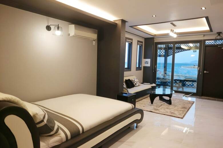 Whitebeach-pension