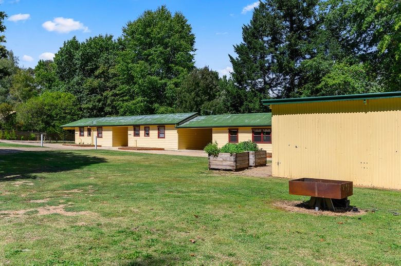 Cabana Bright Riverside Holiday Park