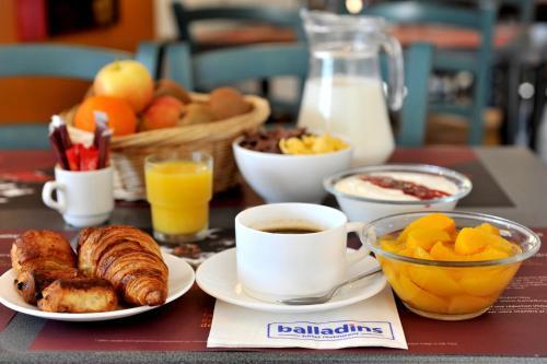 Hotel Initial By Balladins Amiens / Longueau
