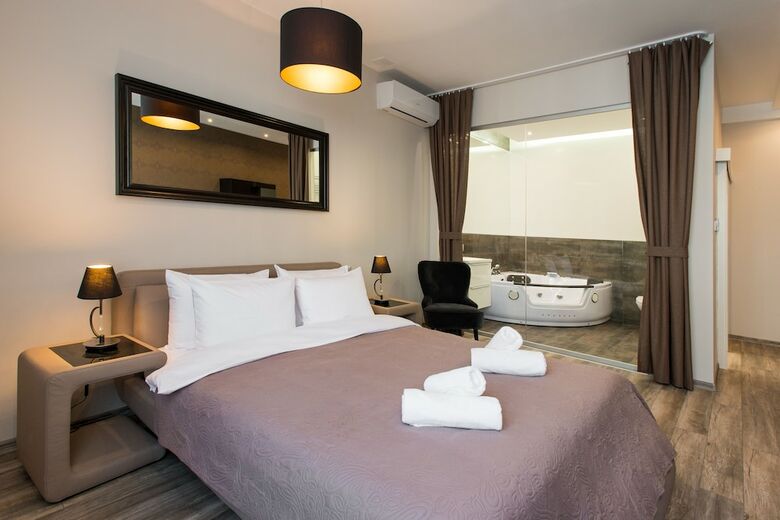 Hotel Leo Apartments Old Town