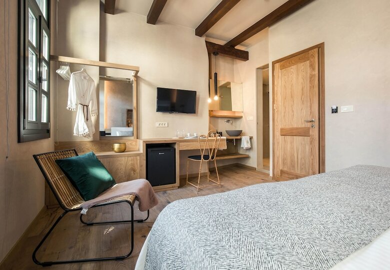 Hotel J&g Suites