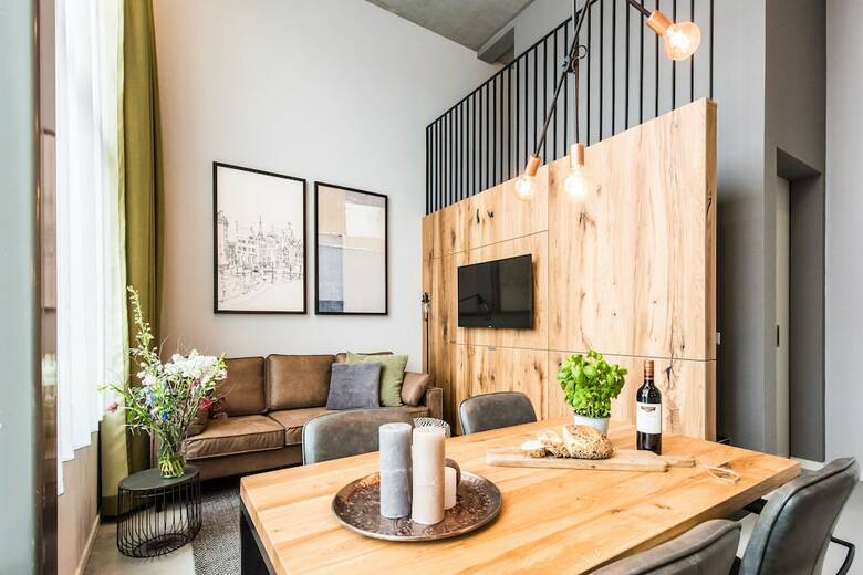 Short Stay Group Eastern Docklands  Serviced Apartments