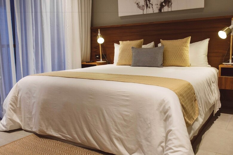 It Hotel & Residences