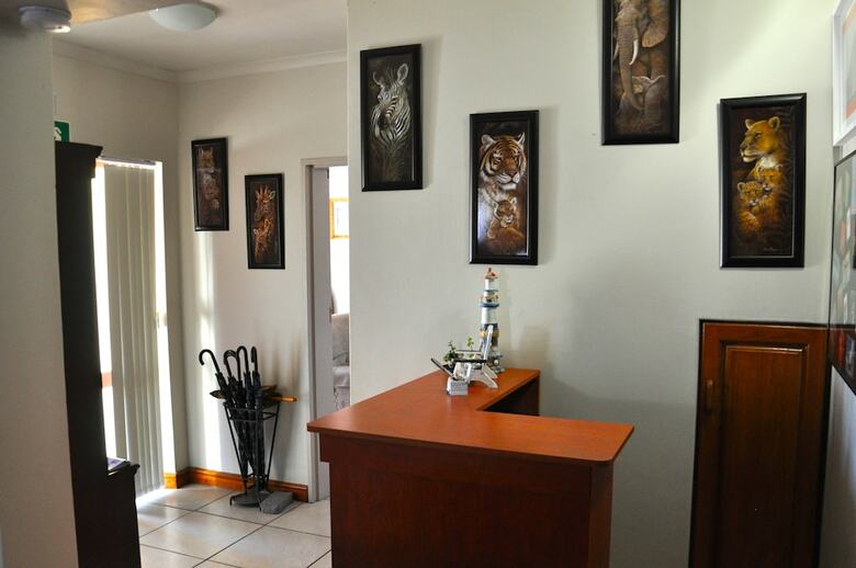 Bed & Breakfast Hermanus At Home