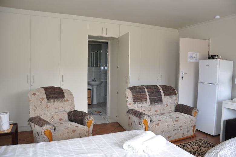 Bed & Breakfast Hermanus At Home