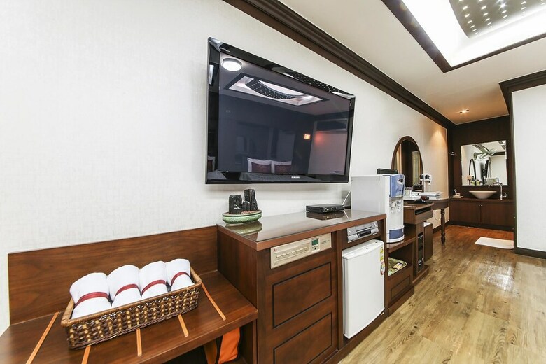 Hotel A-one