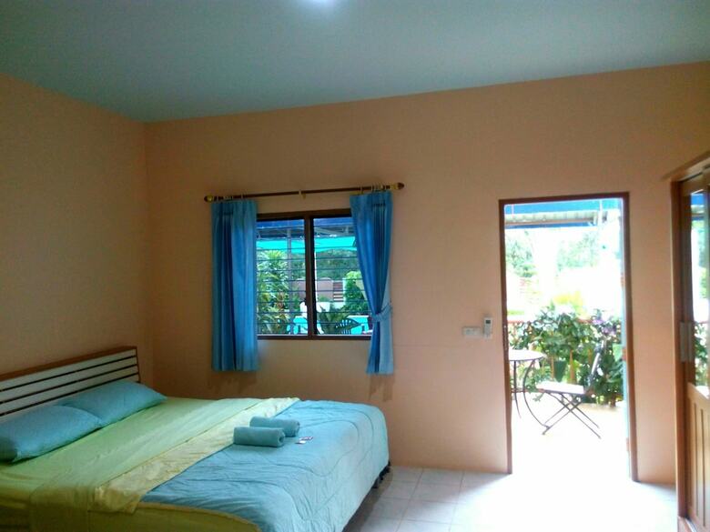 Hotel Peace Pool Resort
