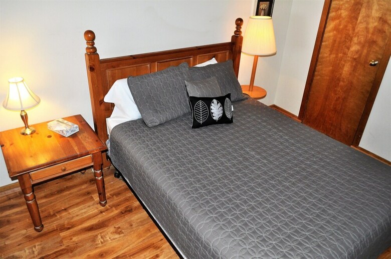 Fox Pine Lodge 3 Bed 3 Bath