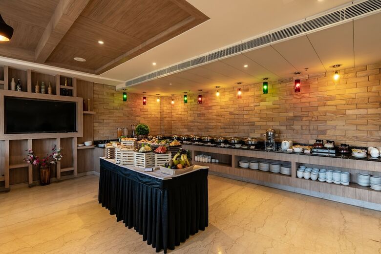 Hotel Ramada By Wyndham Kasauli