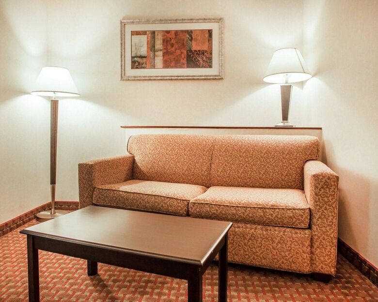 Hotel Comfort Suites Mahwah - Ramsey