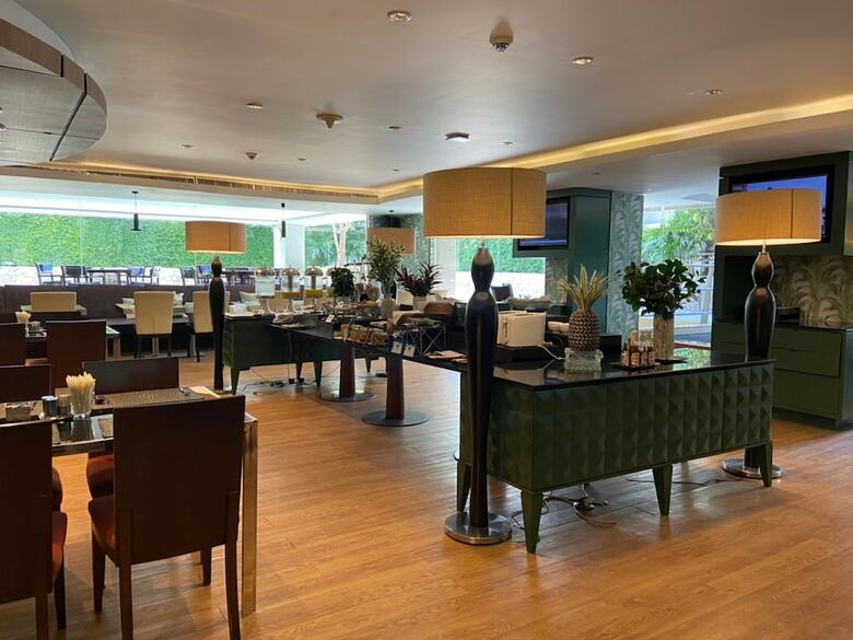 Aparthotel Siri Sathorn Hotel