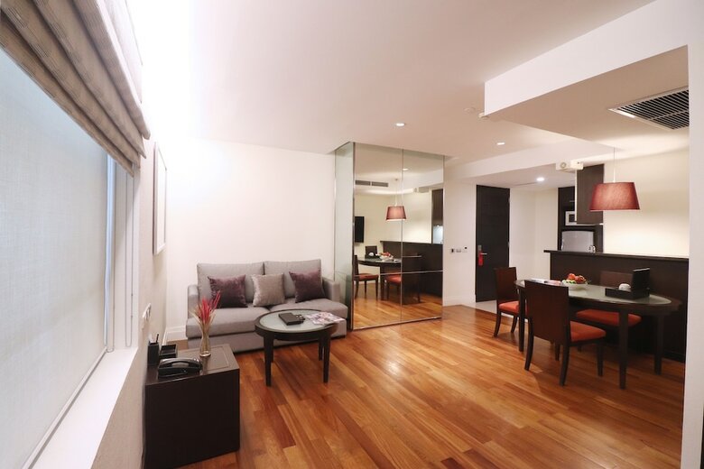Aparthotel Siri Sathorn Hotel