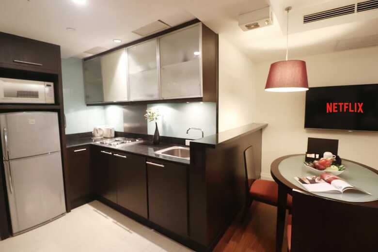 Aparthotel Siri Sathorn Hotel