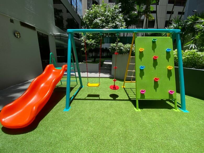 Aparthotel Siri Sathorn Hotel