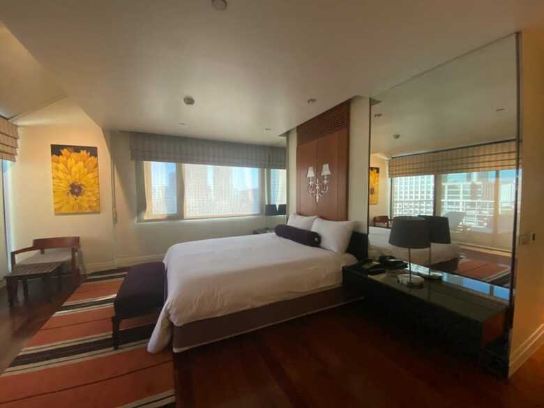 Aparthotel Siri Sathorn Hotel
