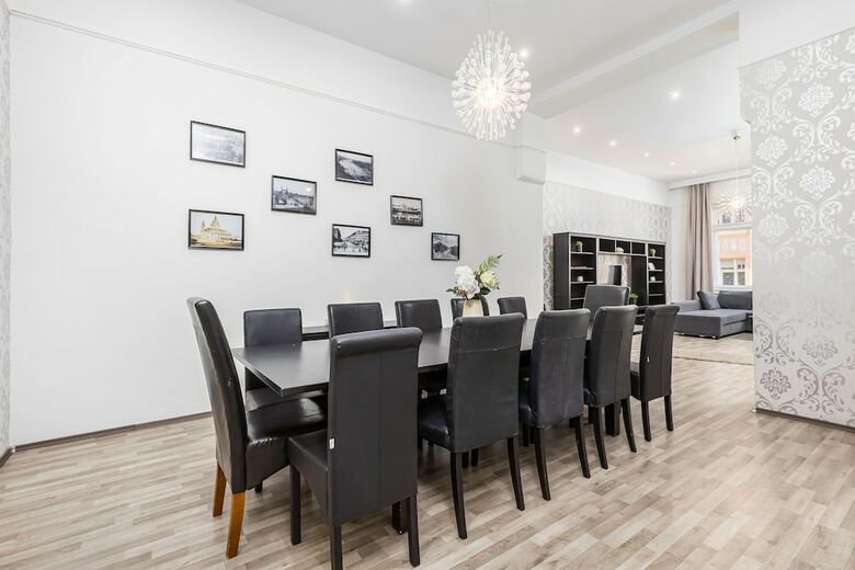 Real Apartments Semmelweis