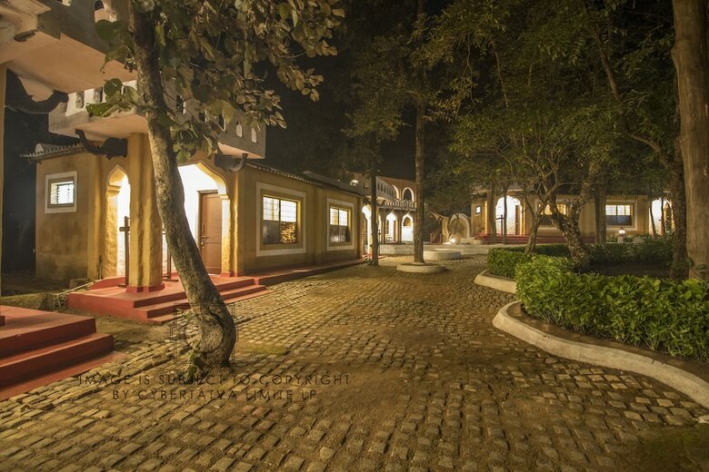Hotel Krishna Jungle Resort
