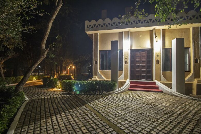 Hotel Krishna Jungle Resort