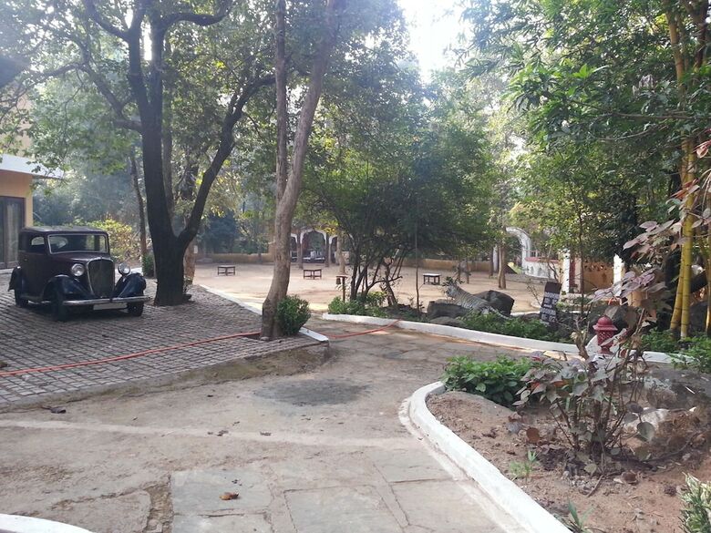Hotel Krishna Jungle Resort
