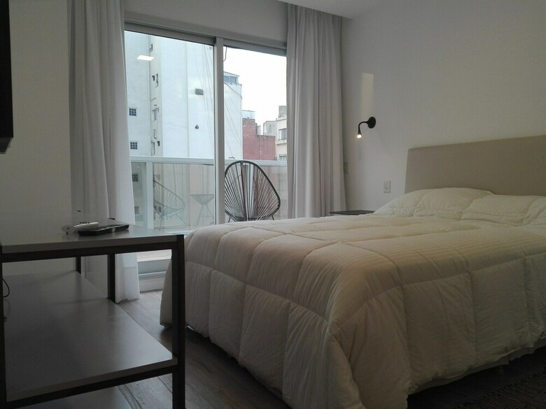 Apartamentos Paraguay 716