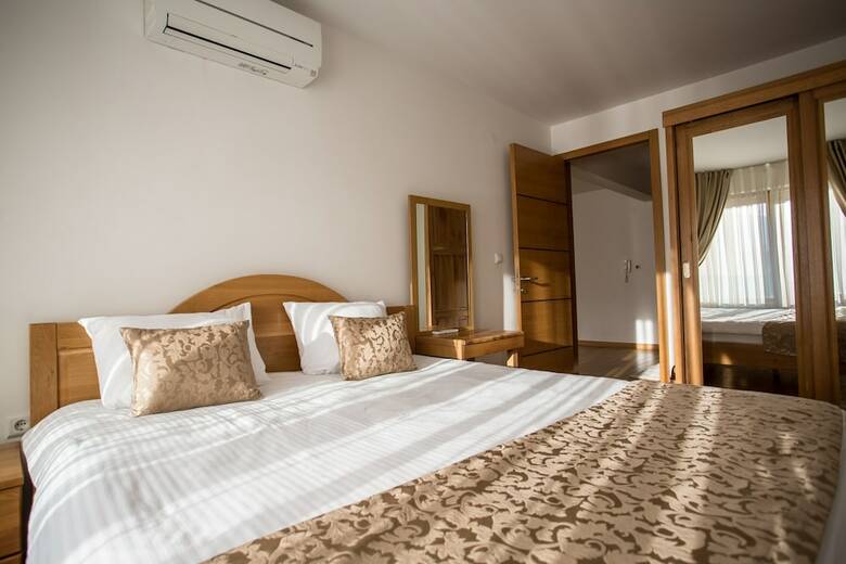 Vip Apartments