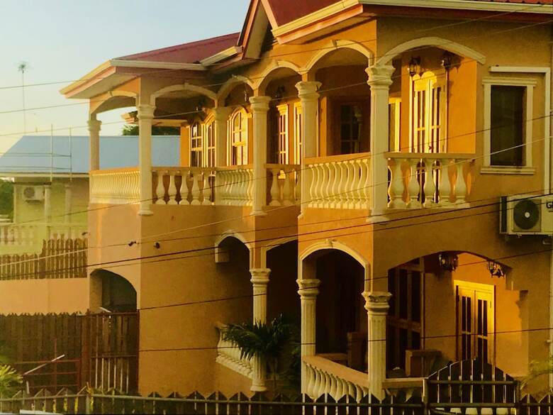 Apartamentos Robbie's Place Tobago