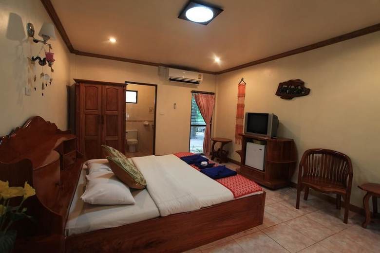 Hotel Chaya Resort