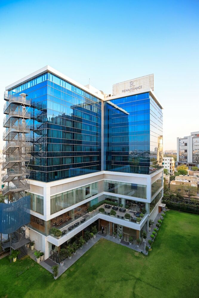 Hotel Renaissance Ahmedabad Sg Highway