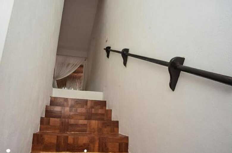 Villa Airport B&B