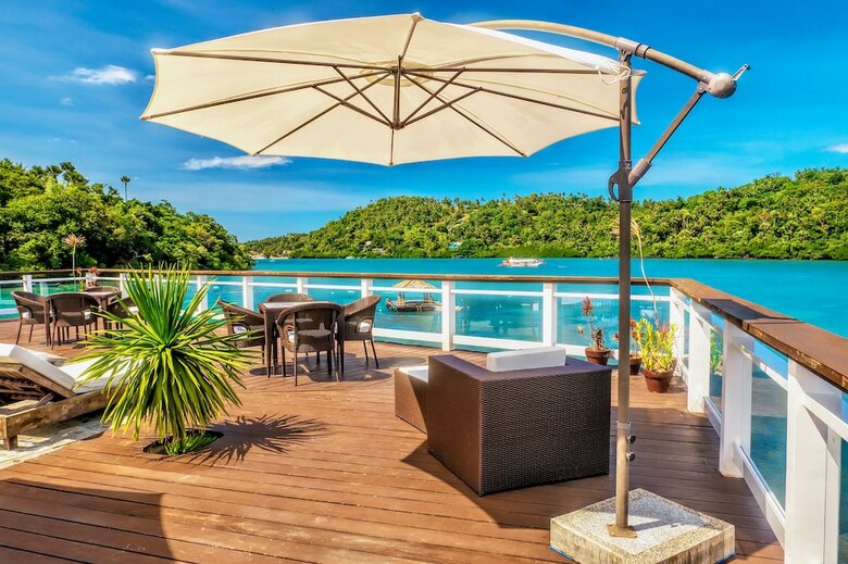 Hotel Edgewater Dive & Spa Resort