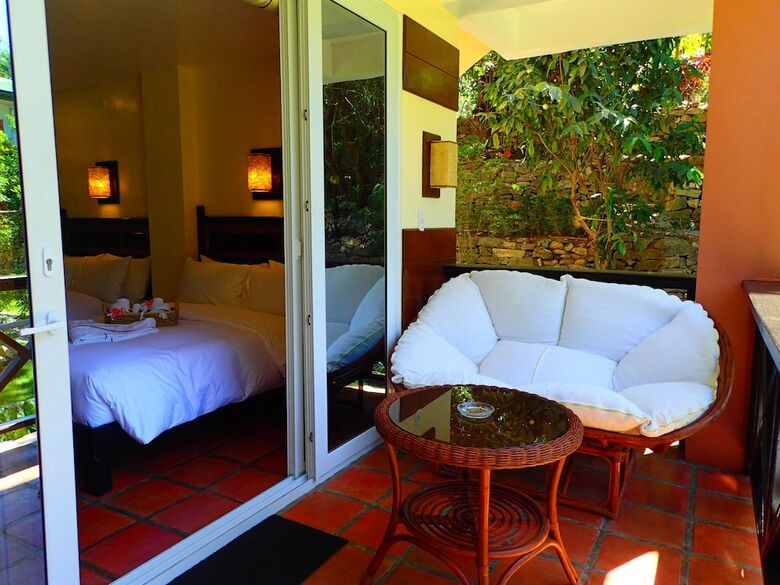 Hotel Edgewater Dive & Spa Resort