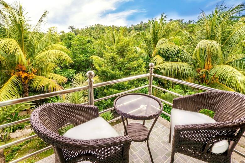 Hotel Edgewater Dive & Spa Resort