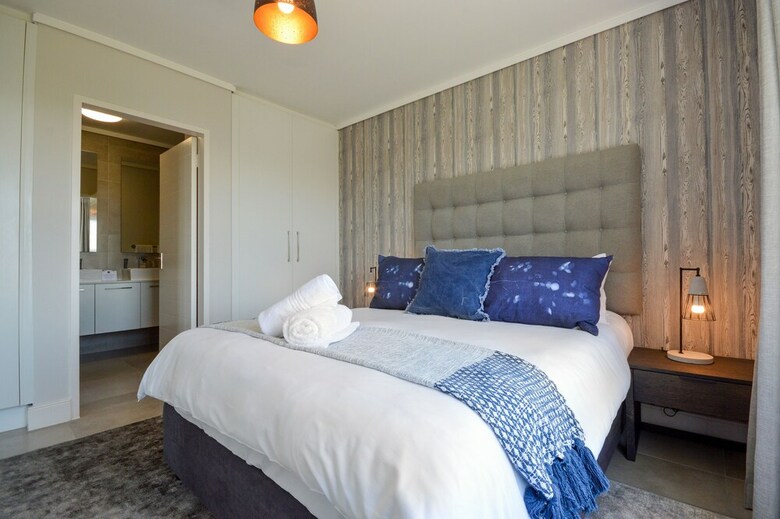 Century City Luxury Apartments