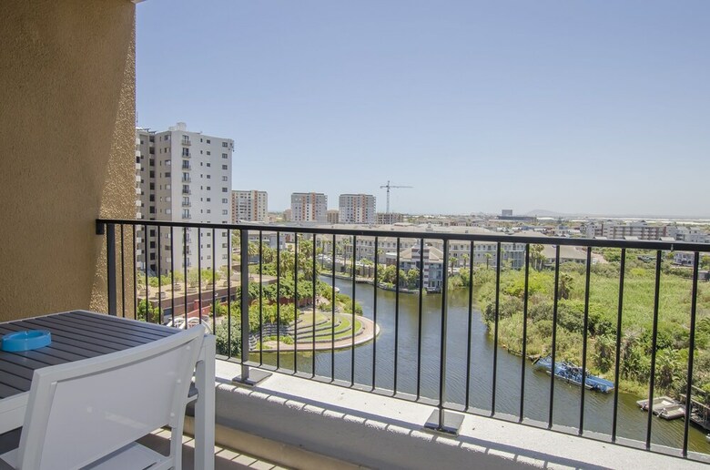 Century City Luxury Apartments