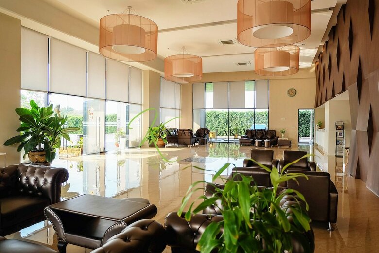 Kanyarat Lakeview Condominium By Wilai