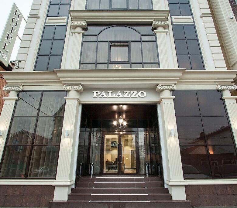 Palazzo Hotel