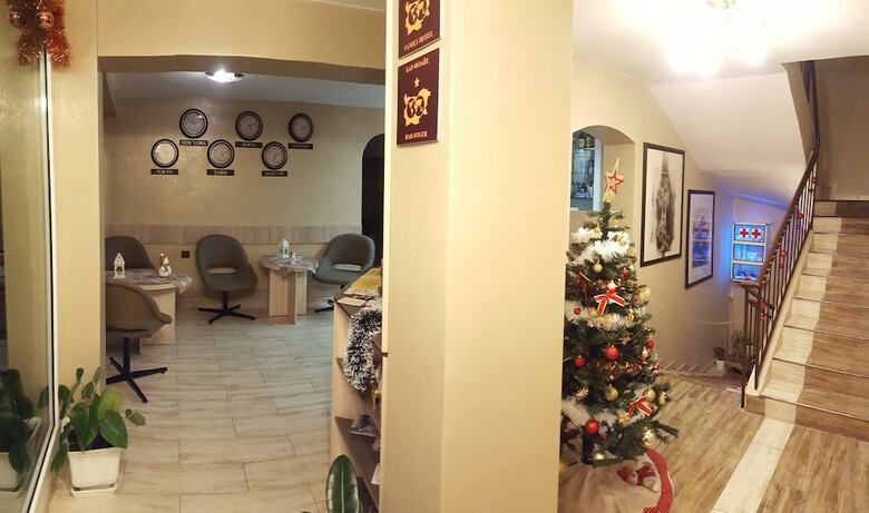 Hotel Jeweller