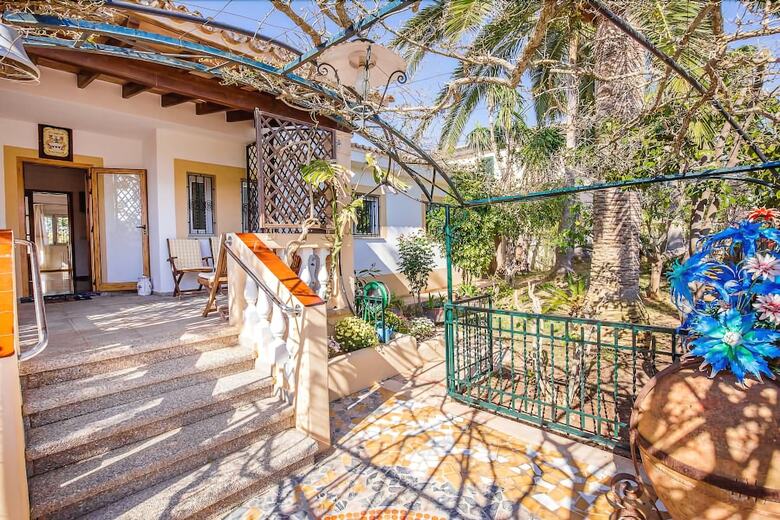 Villa Saturn
