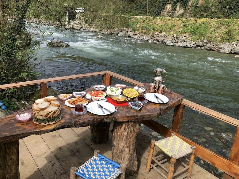 Hotel Tabiat Bungalows