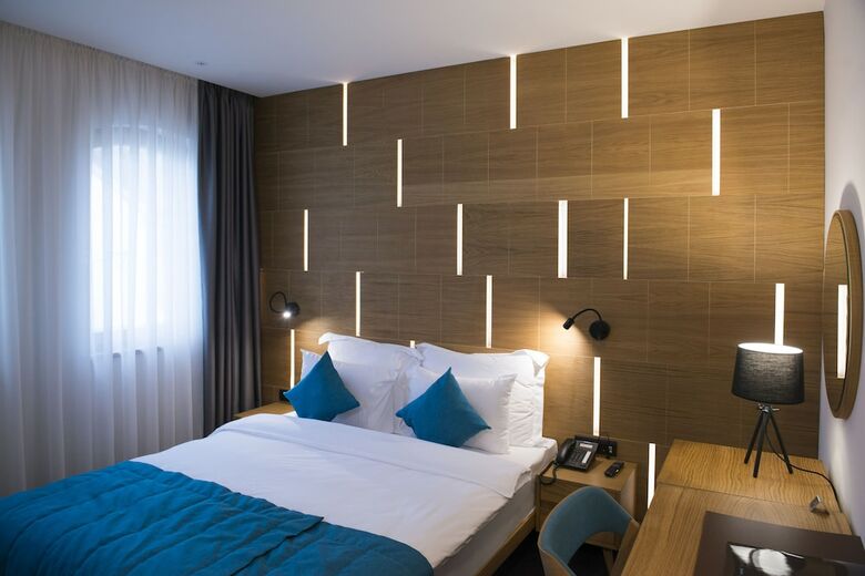 Hotel Sana
