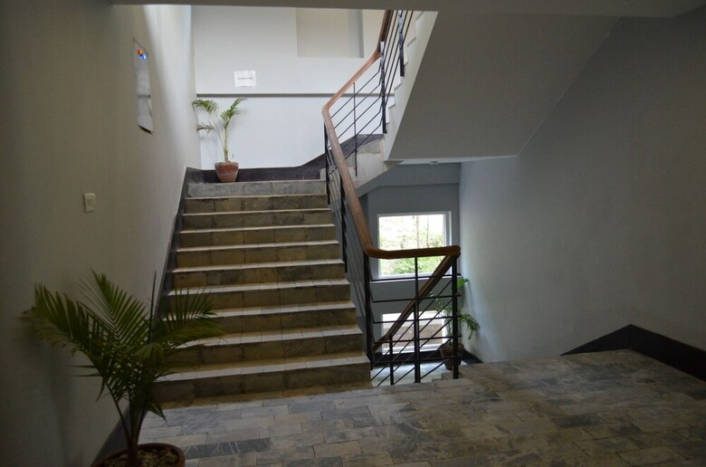 Hotel Serene Highway Resort