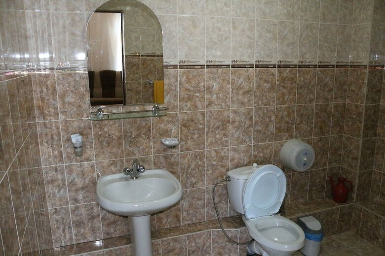 Hostal Gostiny Dvor Hotel - Hostel