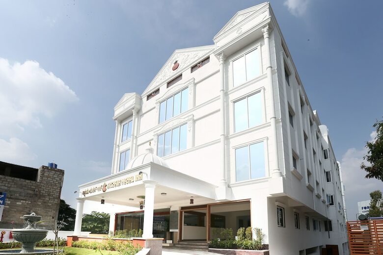 Hotel Treebo Trend Akshaya Mahal Inn