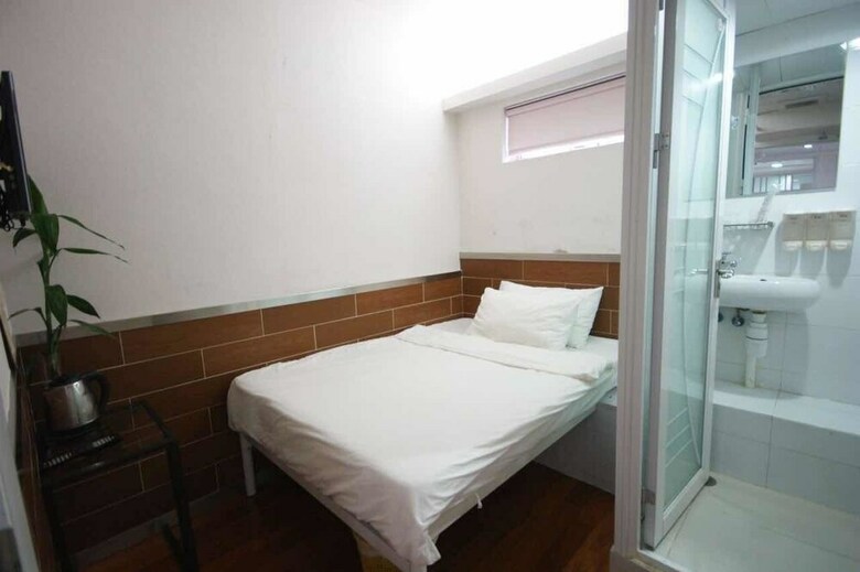 Hotel Ring Wood Guest House